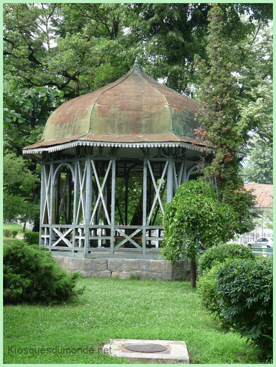 Calimanesti kiosque 2