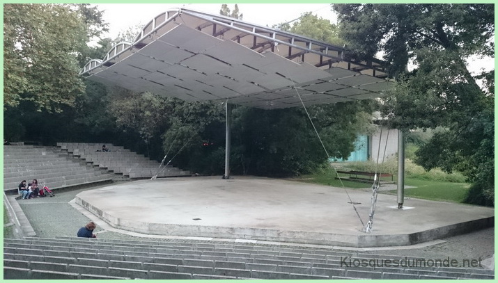 Lisboa Gulbenkian) kiosque