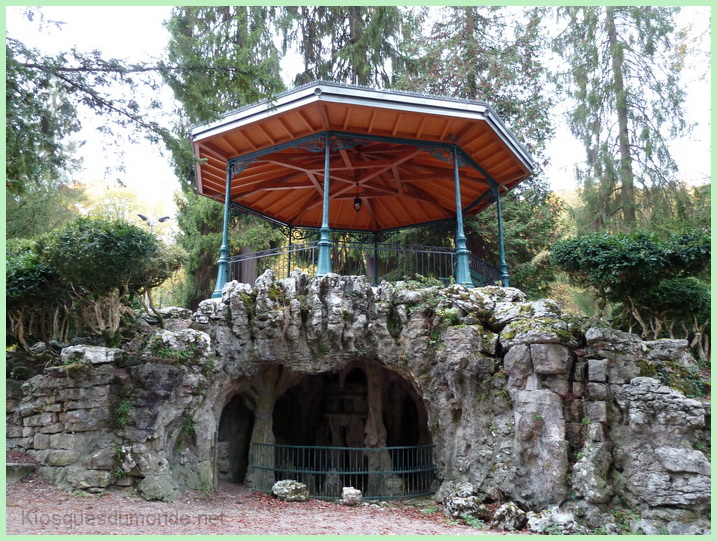 Salins-les-Bains kiosque 09