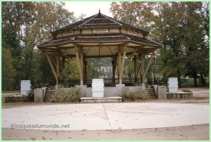 Saint-Dizier kiosque 01