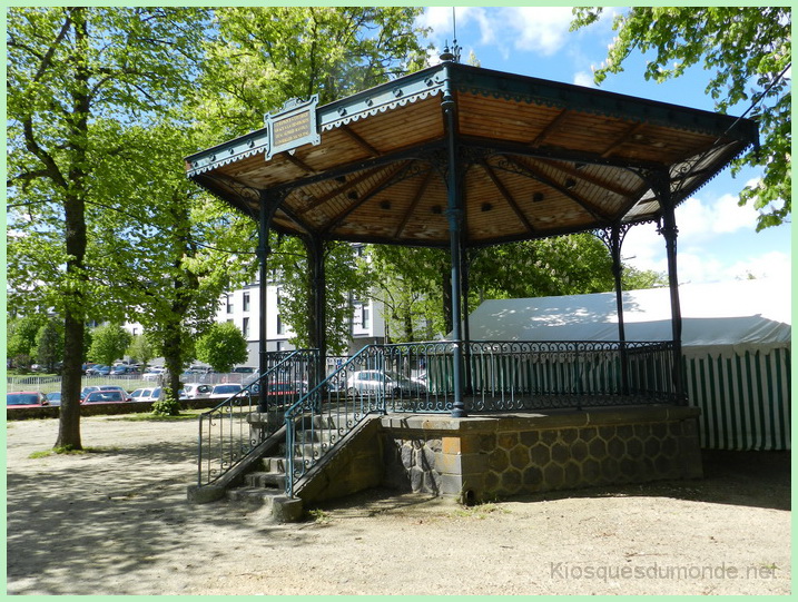 Saint-Flour kiosque 11