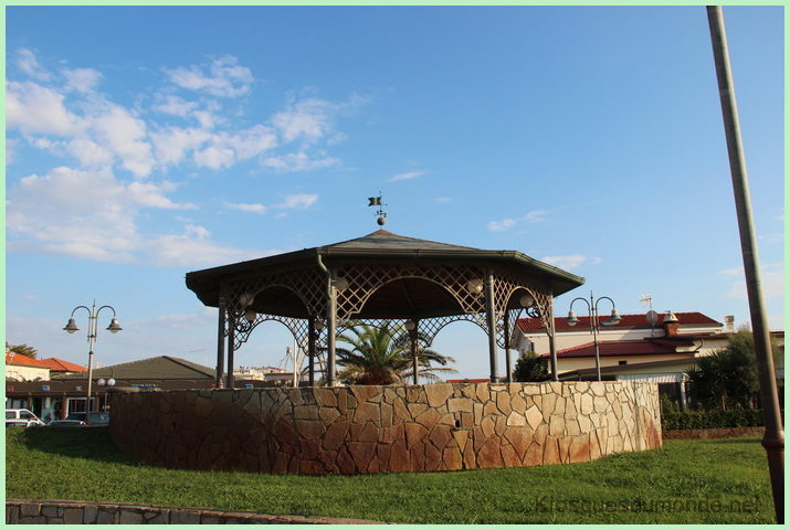 Pietrasanta kiosque