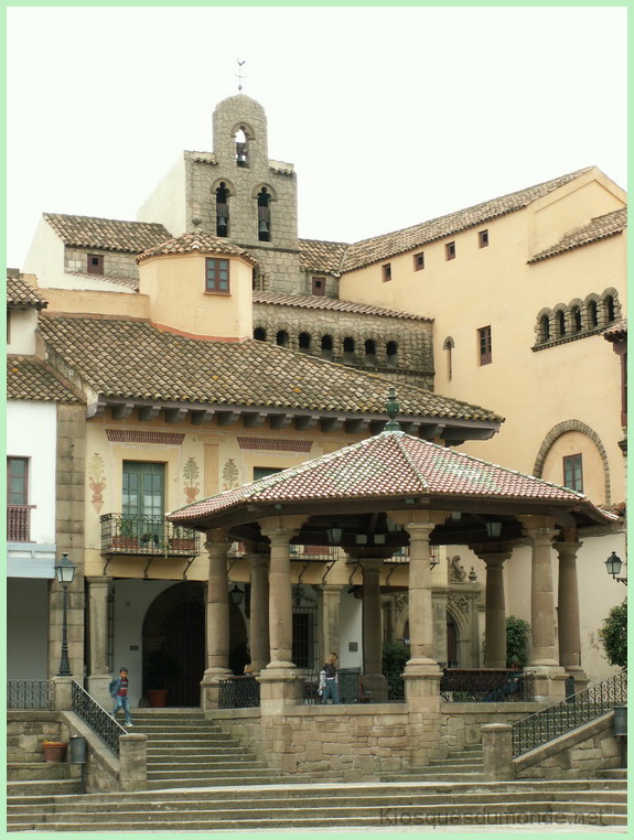 Barcelona (Poble) kiosque 06