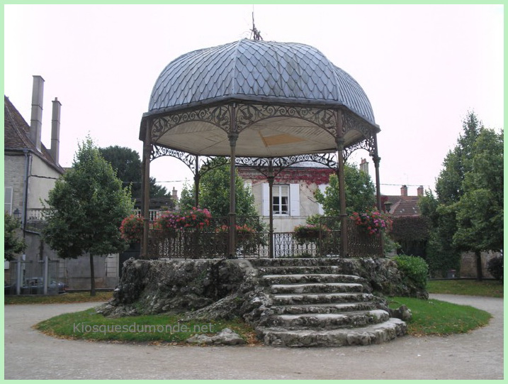 Langres kiosque 07