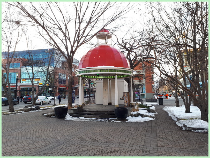 Calgary (Tomkins) kiosque 01