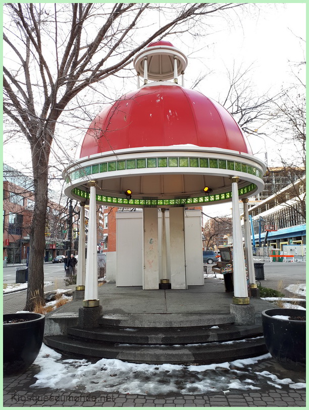 Calgary (Tomkins) kiosque 02