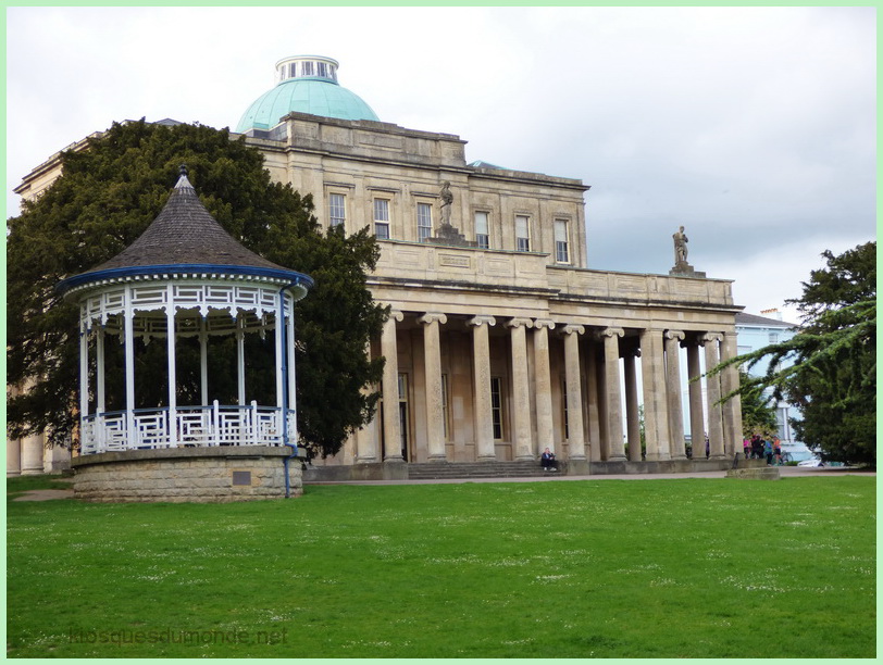 Cheltenham kiosque 09